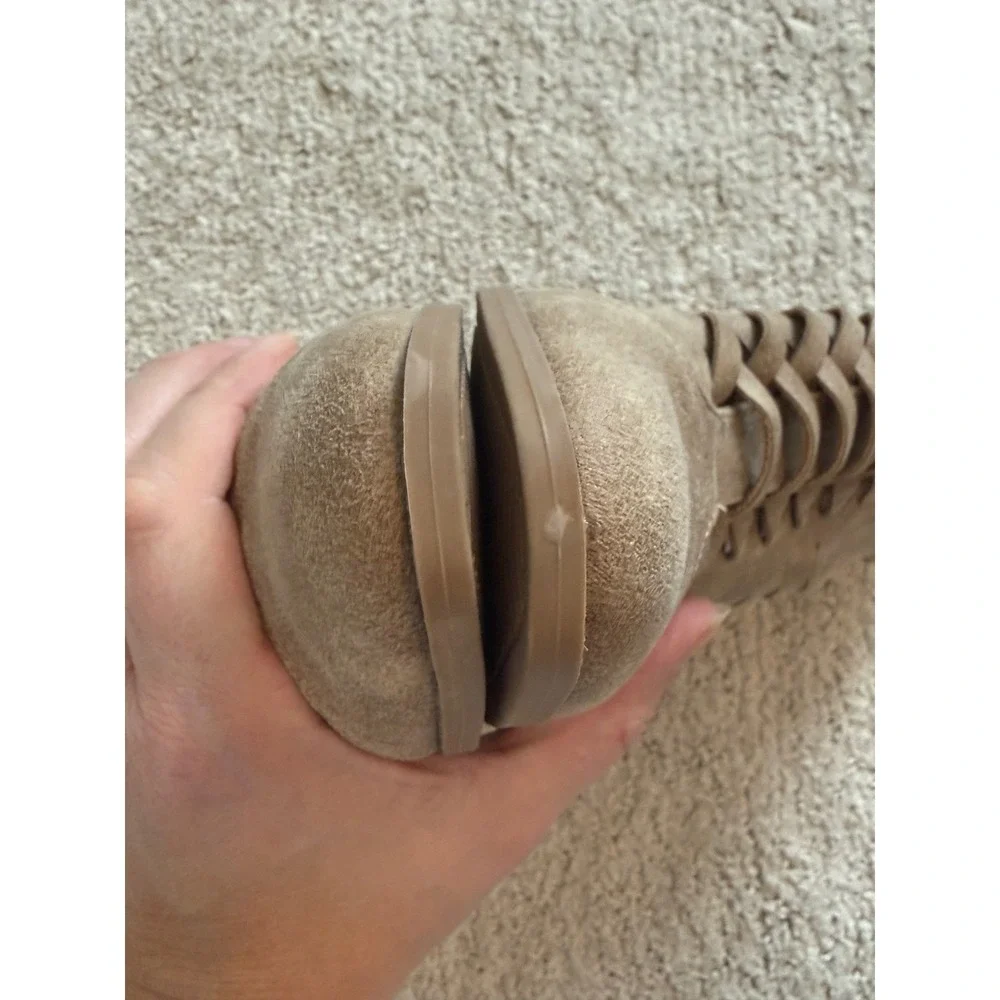 Qupid Taupe Suede Cutout Ankle Bootie Heel Sz 6 –‎ Cute Western Boho Vibes